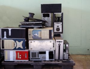 Pile of obsolete used computers 
